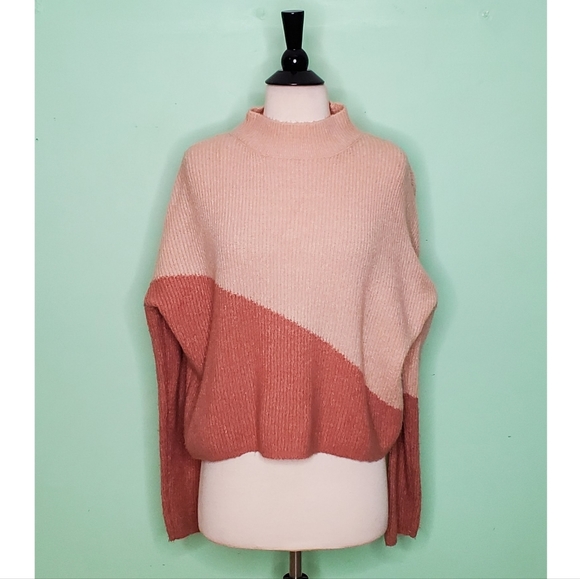 Planet Gold Colorblocked Mock Neck Sweater - Picture 2 of 8